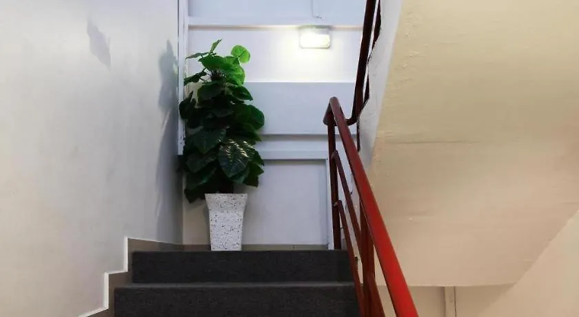 Hotel Star Moon ملقا 2*,  ماليزيا