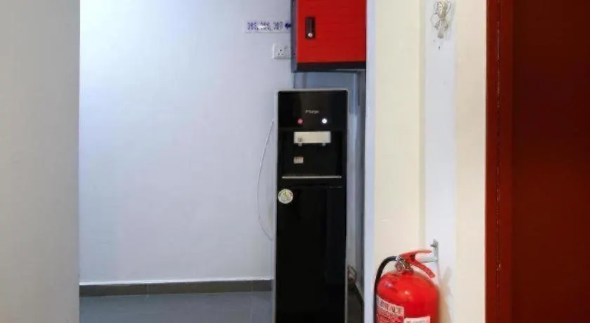 Hotel Star Moon Malacca 2*,